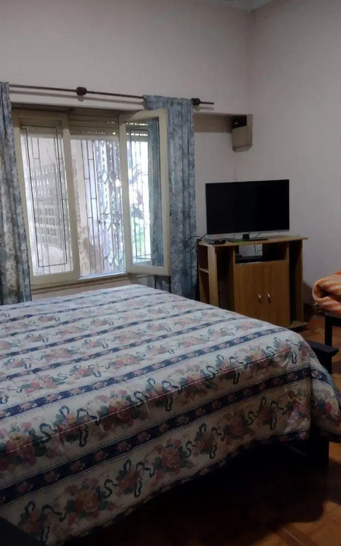 CASA EN VENTA IDEAL PARA 2 FLIAS, SUIPACHA AL 2900 3