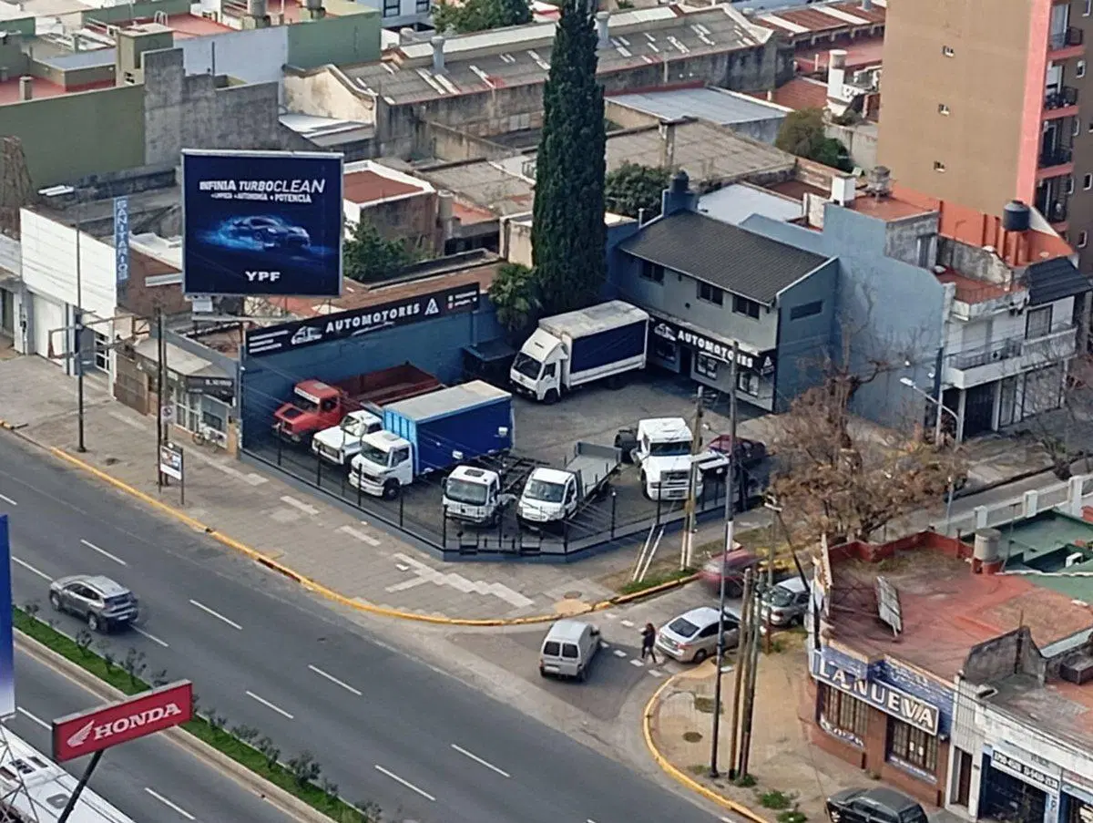 LOCAL+LOTE ESQUINA de 450 m2 - LANUS OESTE - FOT 3 4