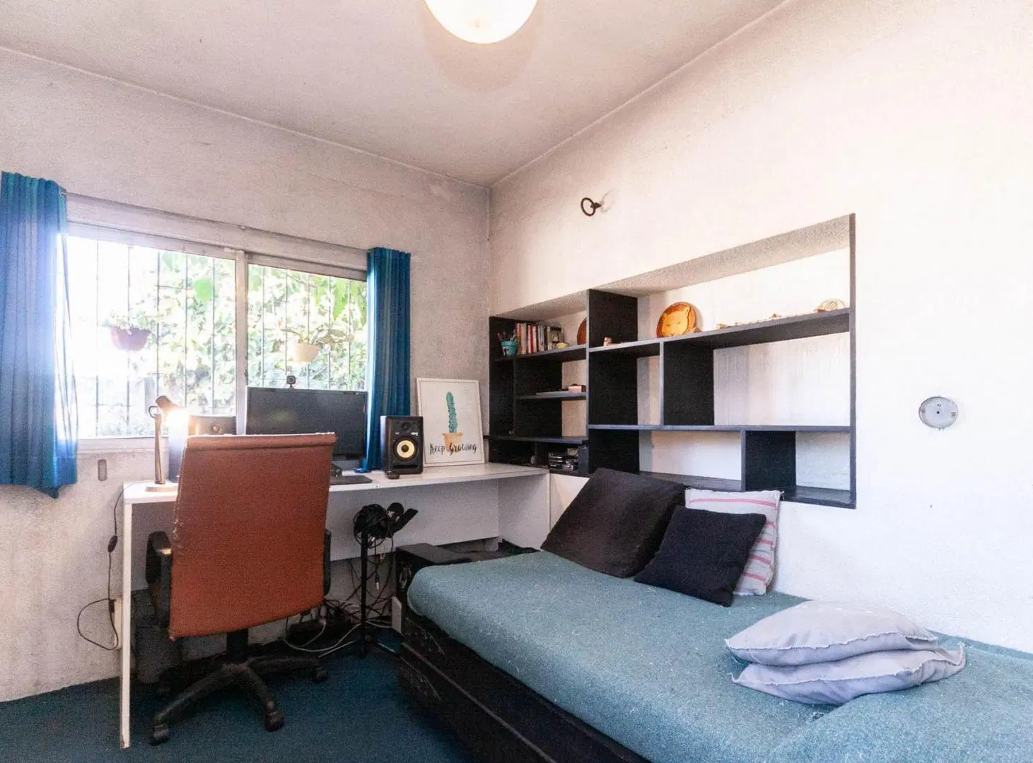 CASA EN VENTA EN ESCALADA 4 AMBIENTES 5