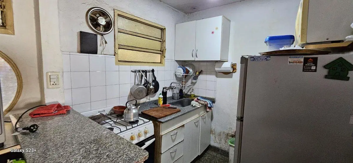 TERRENO EN VENTA CON DEPTO DE 2 AMB LANUS 2
