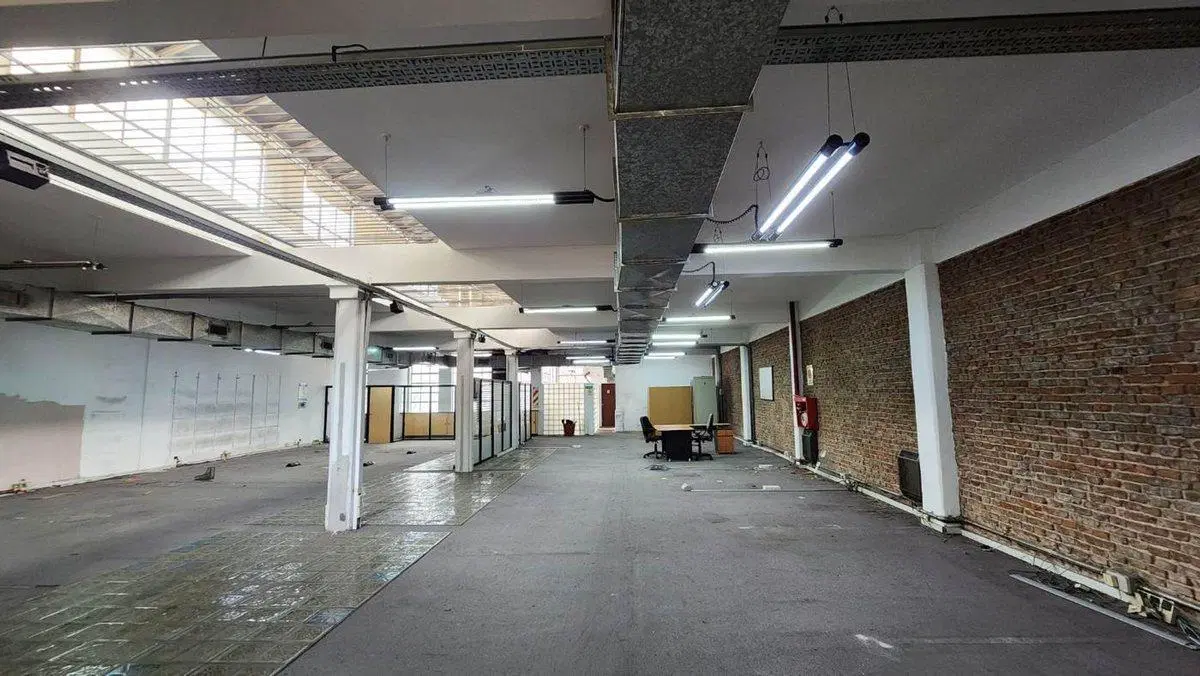 VENTA OFICINA COMERCIAL DE TRES PLANTAS EN CABA 5