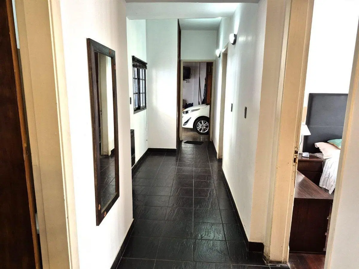 VENTA CASA 4 AMB-COCHERA-TERRAZA-PATIO-LANUS OESTE 4