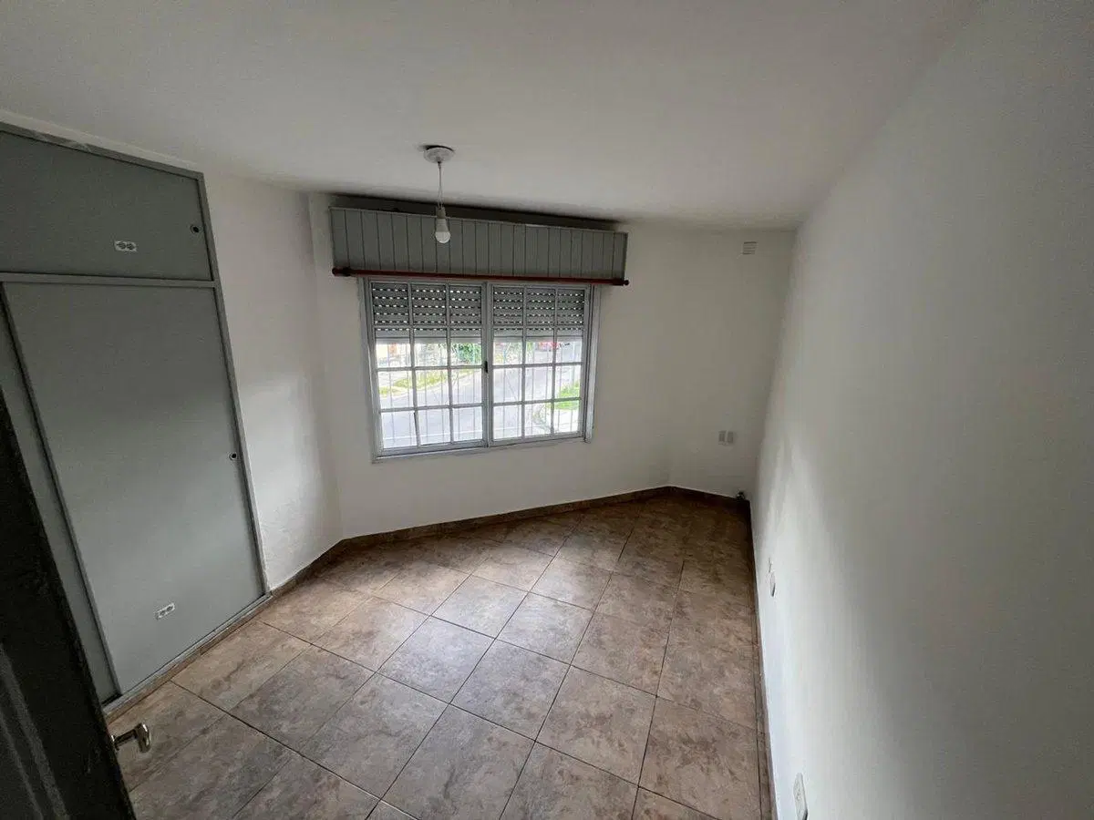 VENTA DEPARTAMENTO 2 AMB, 35M2 - LANUS ESTE 2