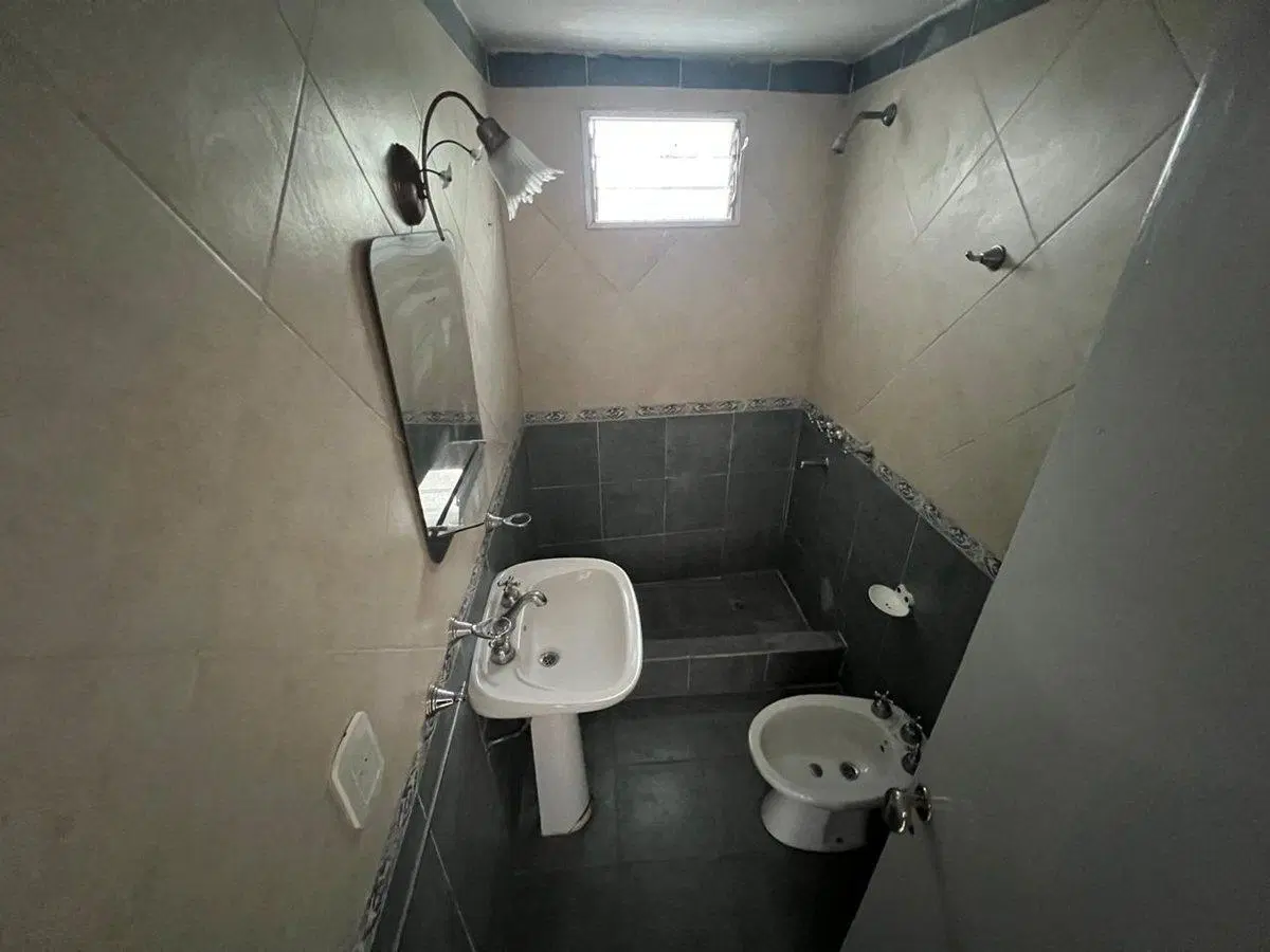 VENTA DEPARTAMENTO 2 AMB, 35M2 - LANUS ESTE 5