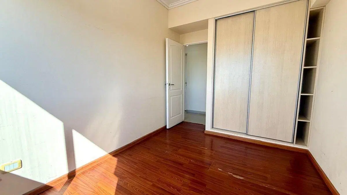 HERMOSO DPTO 3 AMBIENTE C/COCHERA AV. MITRE WILDE 2