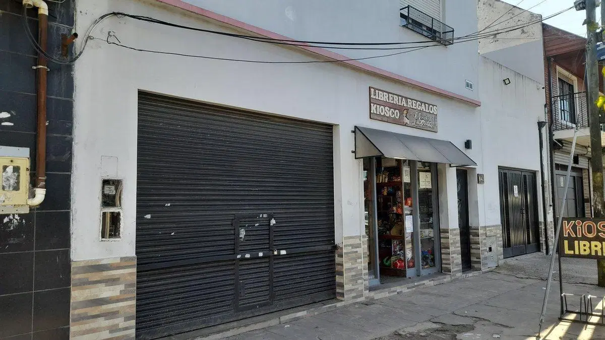 LOCAL EN VENTA Av. Florencio Varela - Ezpeleta 3