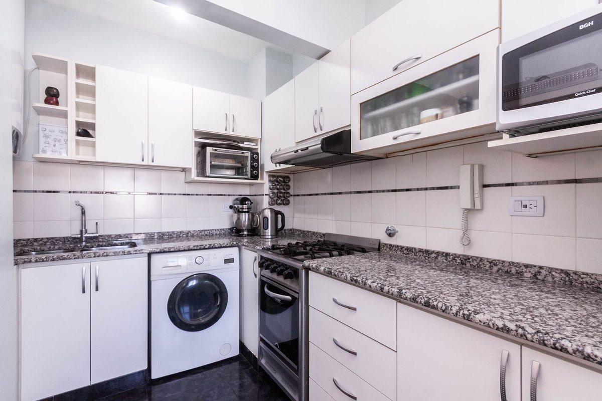 VENTA LUMINOSO 3 AMBIENTES LANÚS ESTE CÉNTRICO