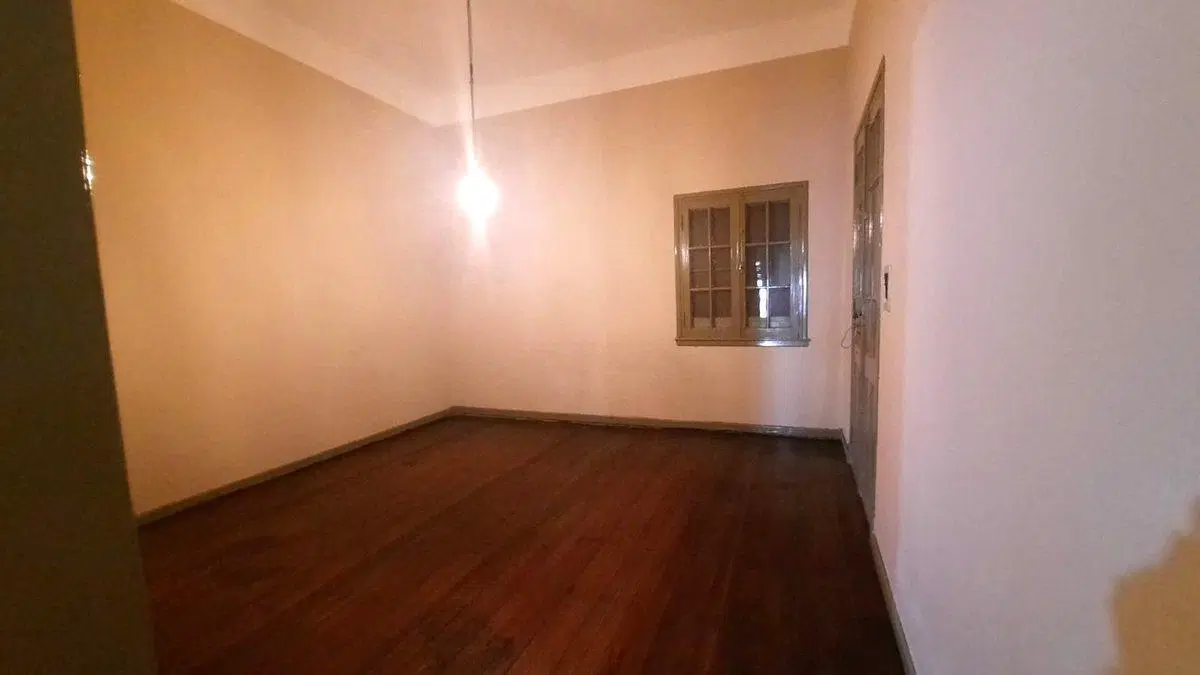OPORT: CASA DE 315 M2 A RECICLAR 100% 4