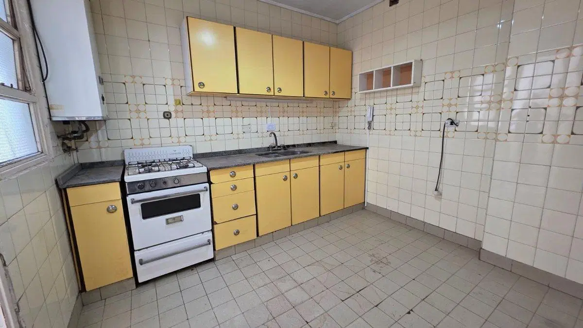 DEPTO EN VENTA 3 AMB BALCÓN FRENTE CABALLITO 4