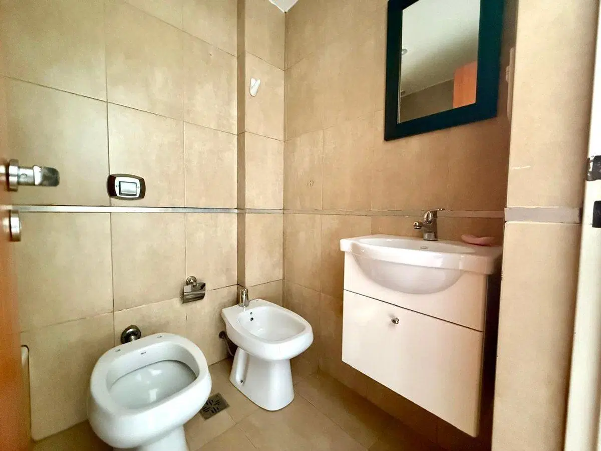 HERMOSO DPTO 3 AMB C/COCHERA, REMEDIOS DE ESCALADA 5