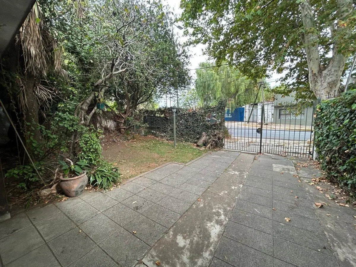 CASA 4 AMB TEMPERLEY PARQUE GARAGE PISCINA APTO CR 4