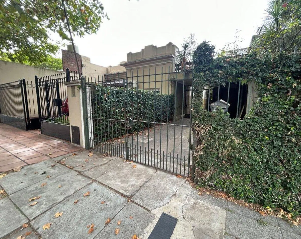 CASA 4 AMB TEMPERLEY PARQUE GARAGE PISCINA APTO CR 2