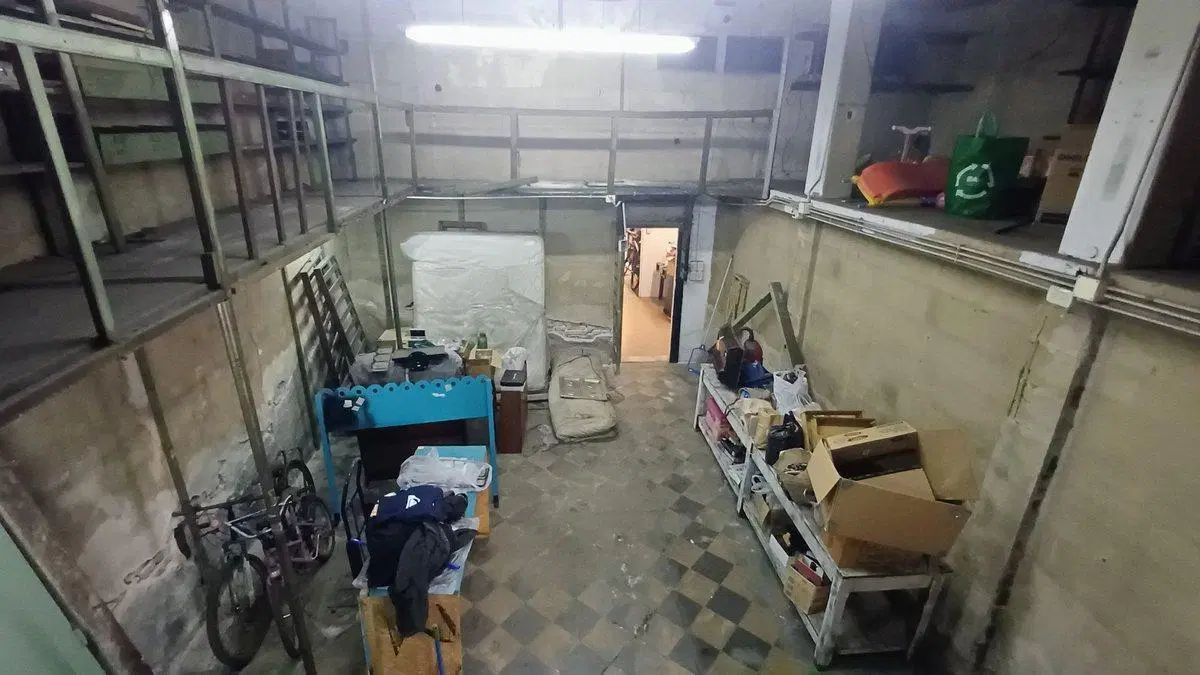2 PH+LOCAL S/AV. YRIGOYEN AVELLANEDA- APTO CREDITO 5