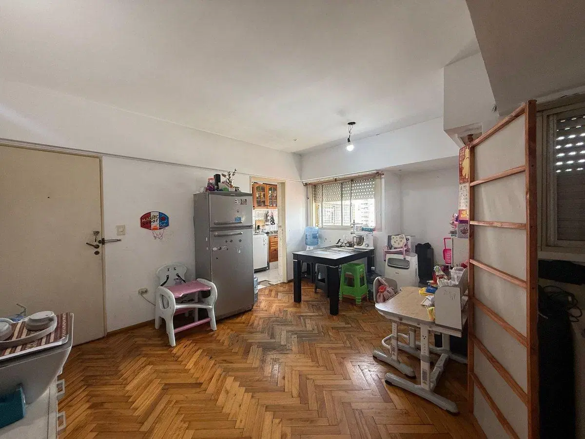 Depto en venta 3 amb c/ balcón Lanús Este centro 2