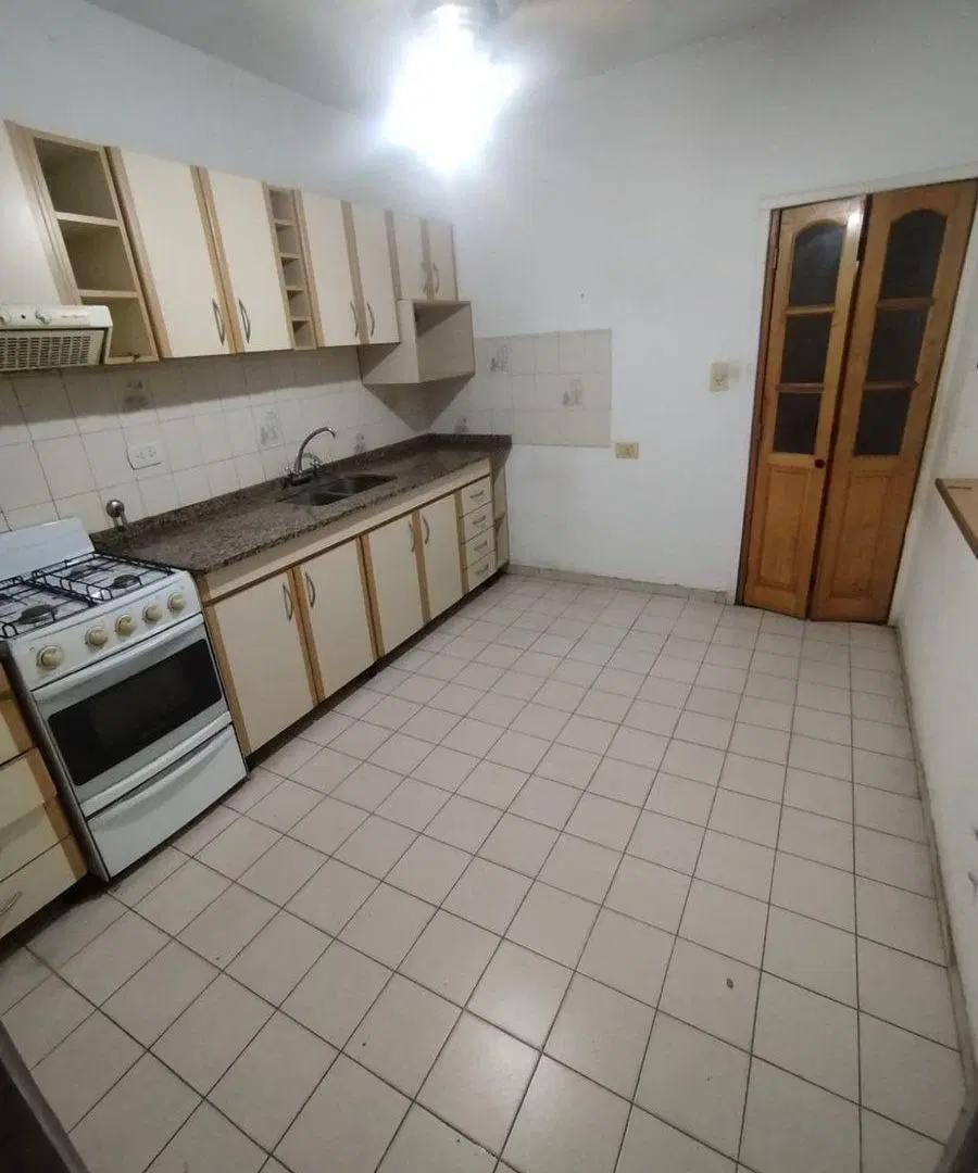 VENTA CHALET 2 PLANTAS 5 AMBIENTES CON QUINCHO 2