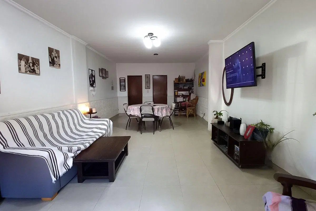 PH 5 AMB. 3 DORM, 2 BAÑOS, PATIO, COCHERA, QUINCHO 5