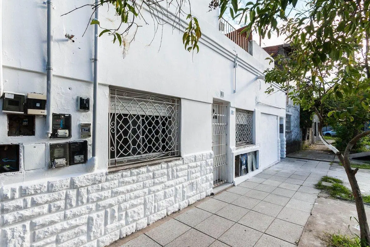 VENTA PH DE 3 AMB- PLANTA ALTA/ SARANDI 3