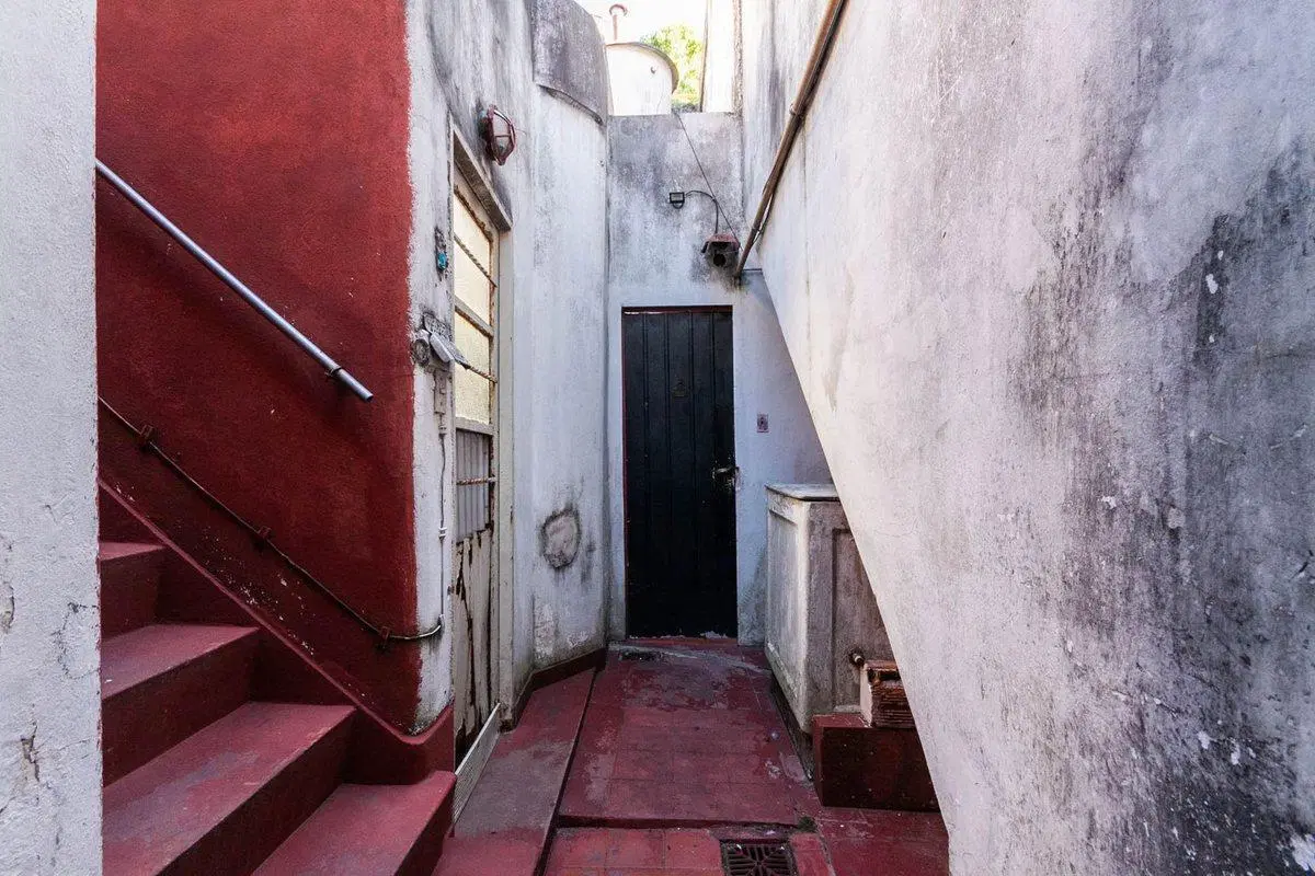 VENTA PH DE 3 AMB- PLANTA ALTA/ SARANDI 2
