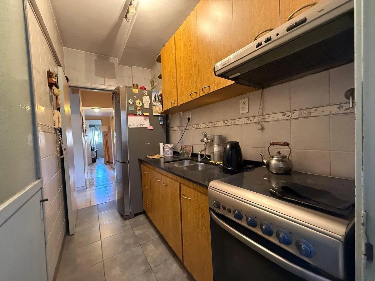 Depto 4 amb en venta c/cochera en Gerli 5