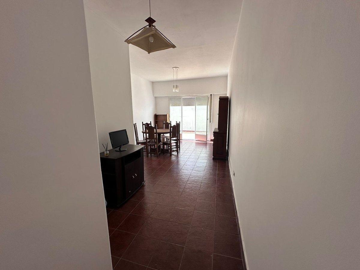 Hermoso Departamento con patio, excelente zona