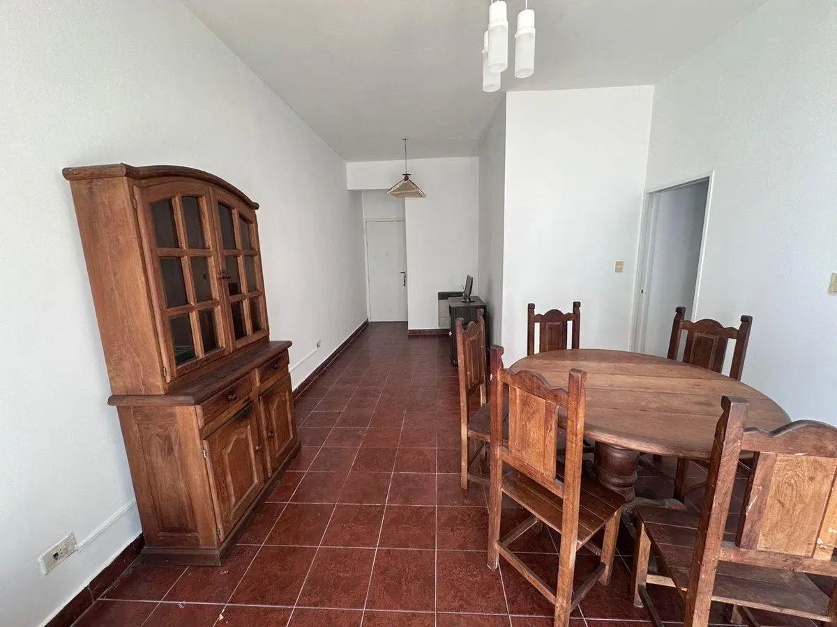Hermoso Departamento con patio, excelente zona 4