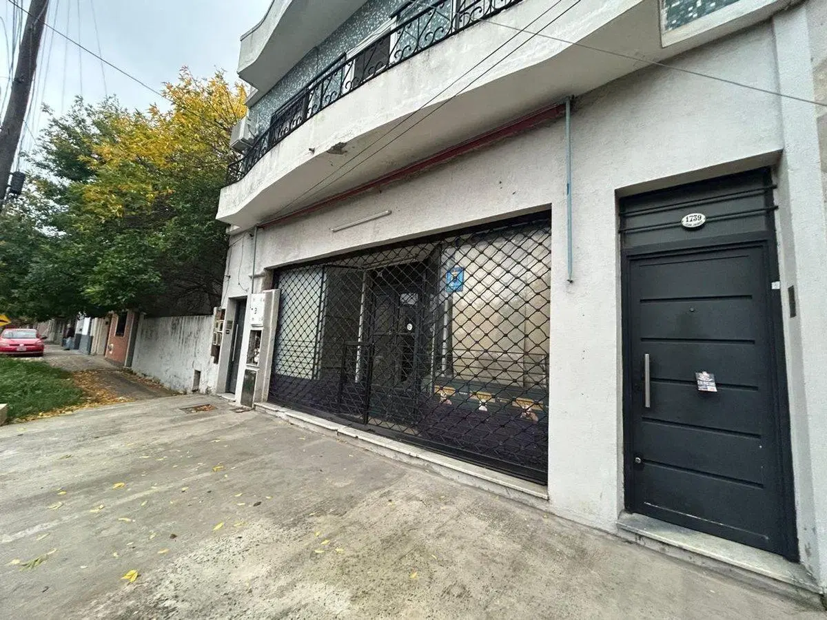 PH 3 AMB  PATIO Y LOCAL APTO CREDITO GERLI  LANUS 3