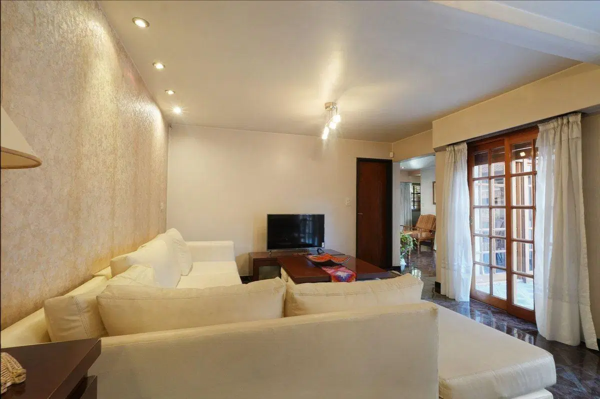 CASA EN AVELLANEDA 2