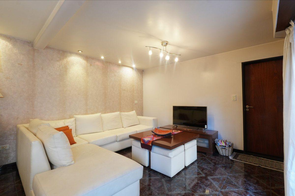 CASA EN AVELLANEDA