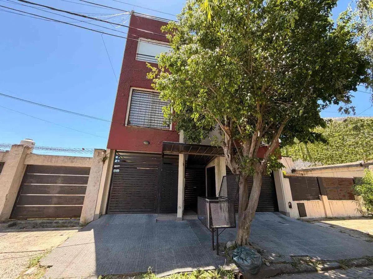 Dúplex interno 3amb, patio y balcón - APTO CREDITO 4