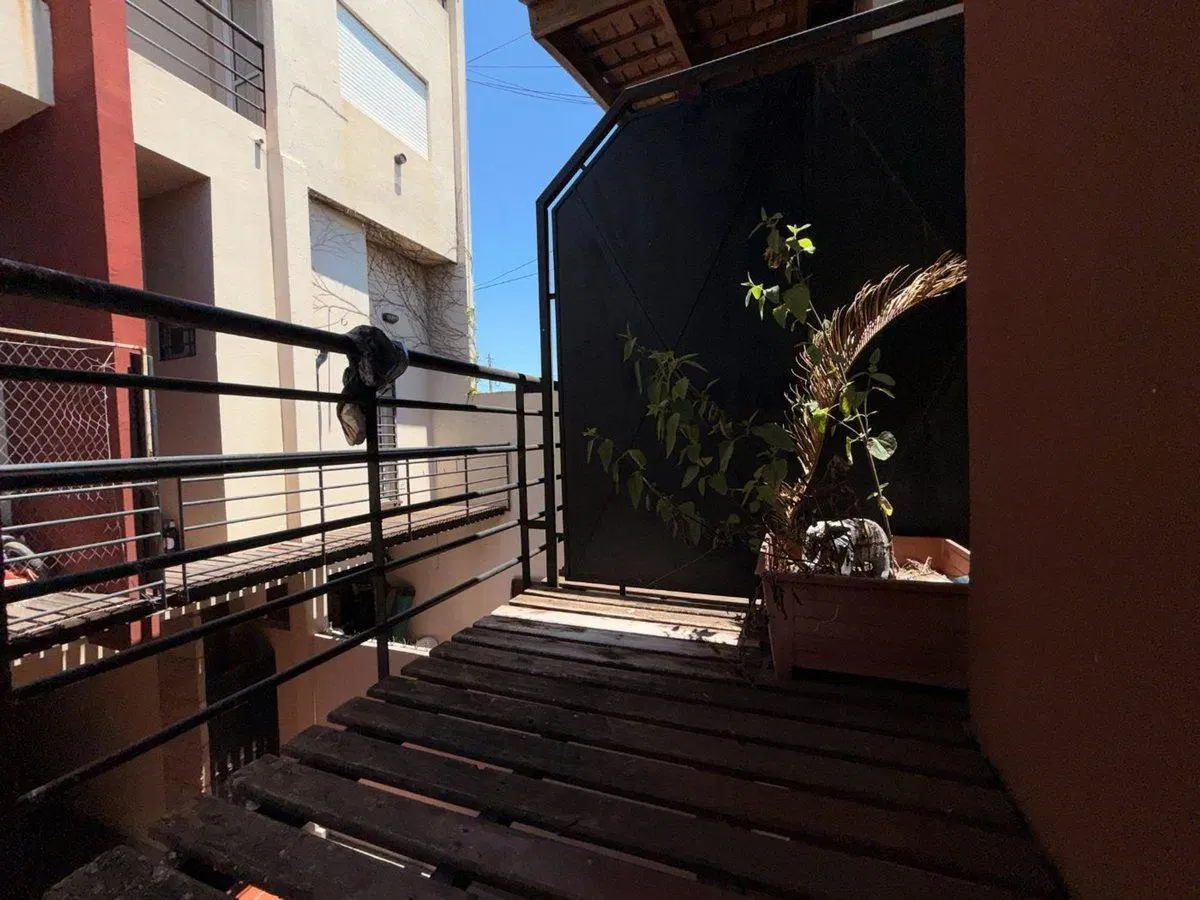 Dúplex interno 3amb, patio y balcón - APTO CREDITO 3