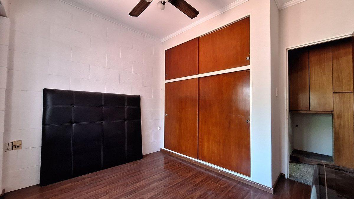 Foto de VENTA PH DE 3 AMB CON TERRAZA PROPIA. LANÚS, imagen 4