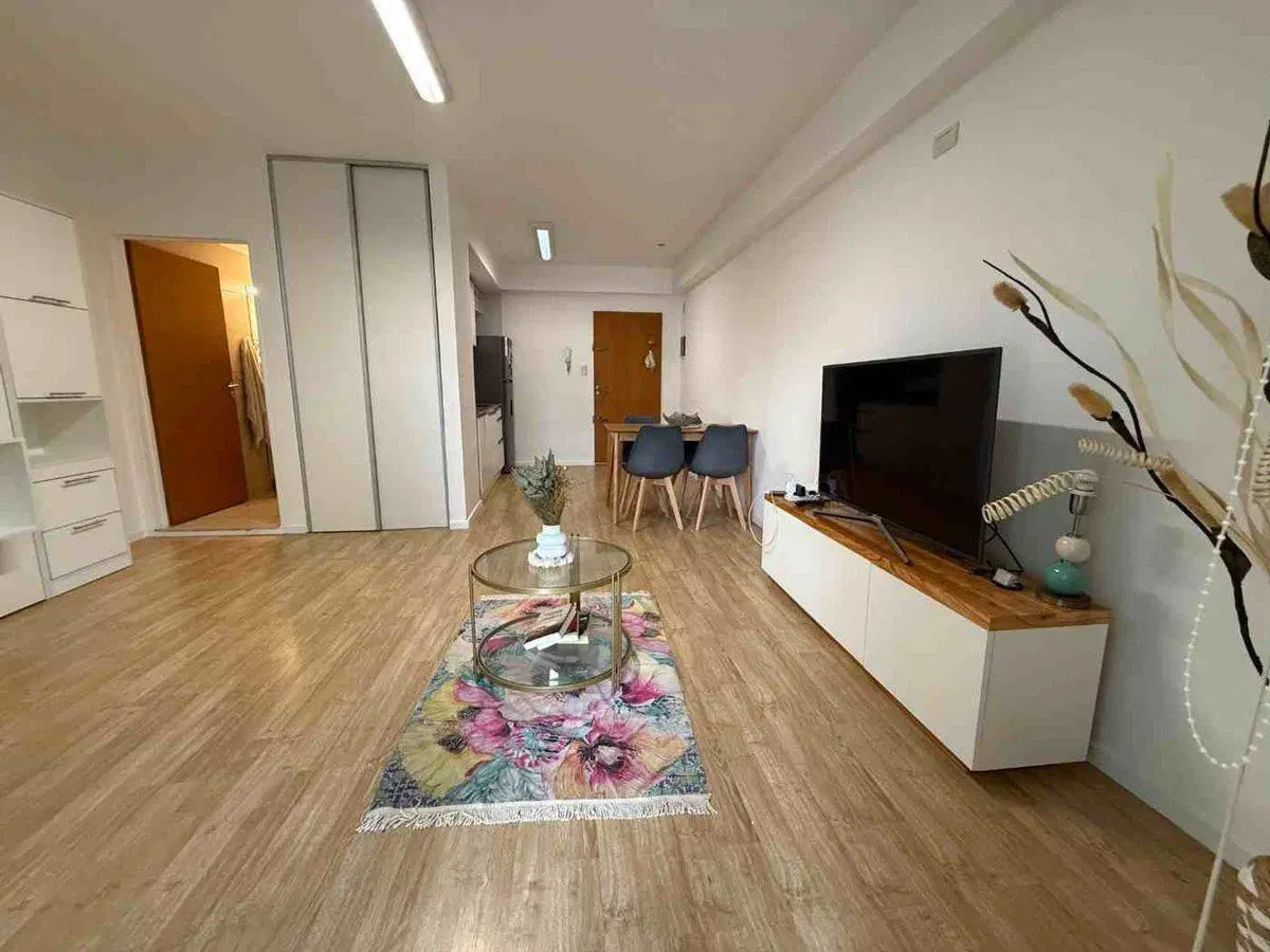 VENTA HERMOSO MONOAMBIENTE AL FRENTE CABALLITO 2