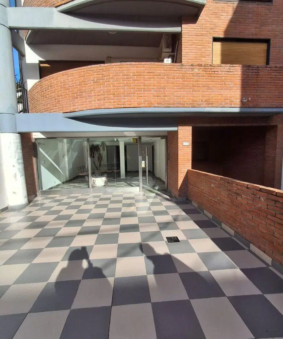PERMUTA / 4 AMB C/BALCON + COCHERA C/2 BAÑOS LUMIN 4