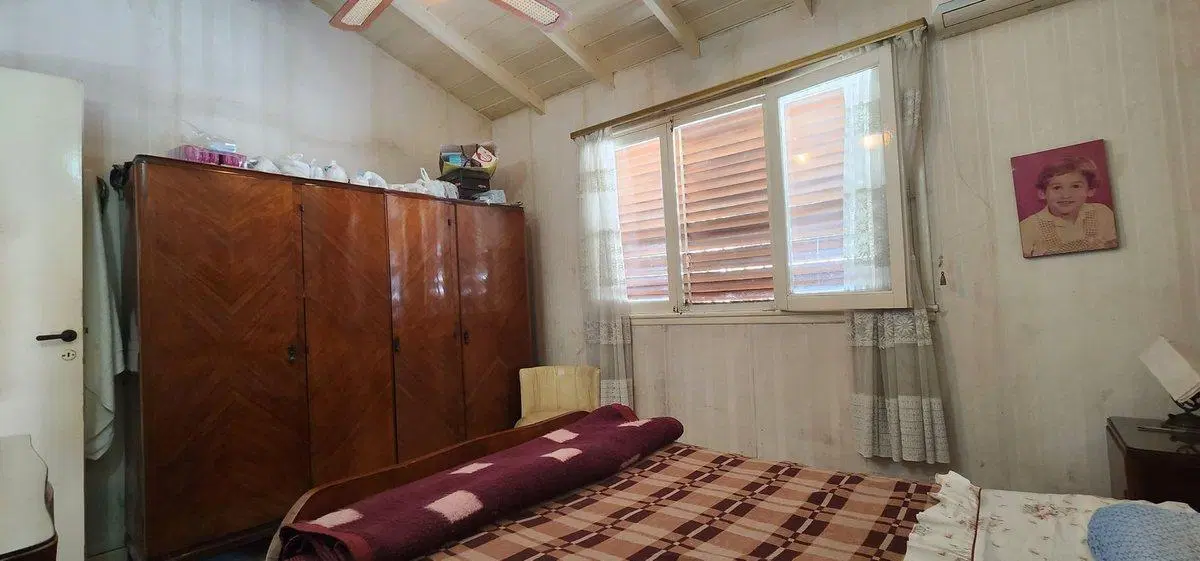 Casa 3 ambientes c/cochera y fondo libre 5