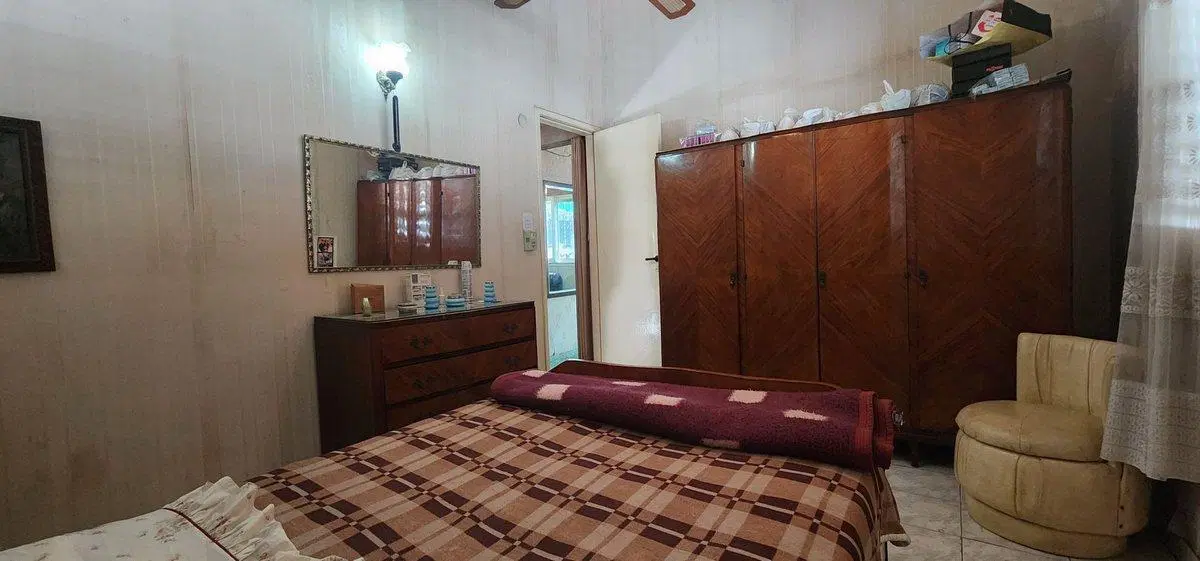 Casa 3 ambientes c/cochera y fondo libre 3
