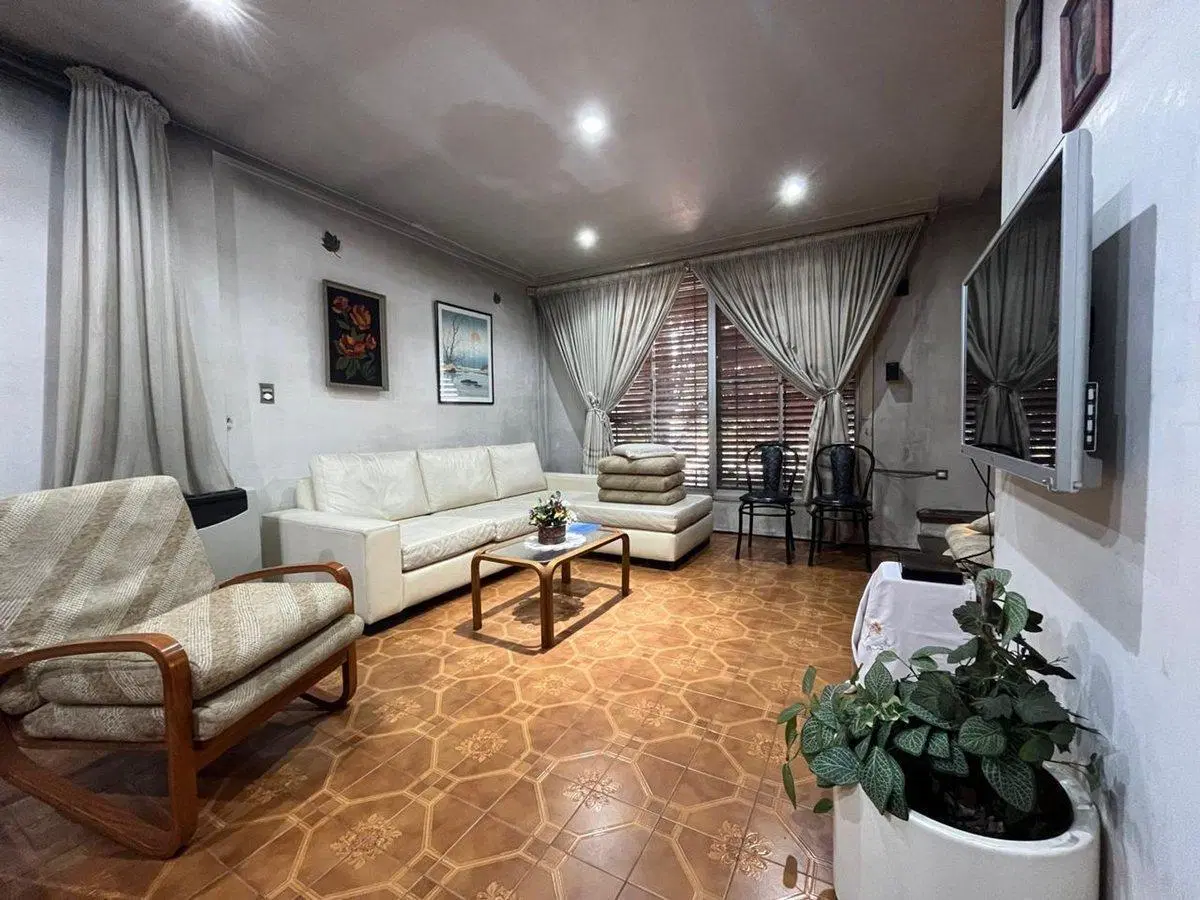 Casa en venta de 4 ambientes Apta Crédito, Lanús O 5