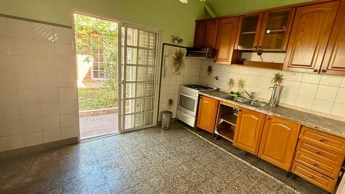 Foto de VENTA PH INTERNO 3 AMB CON FONDO Y QUINCHO, imagen 4