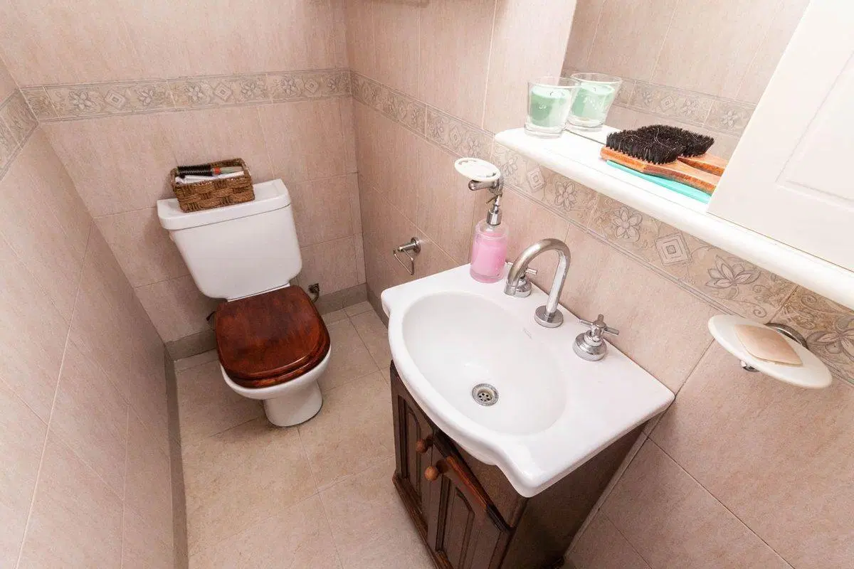 HERMOSO CHALET DE 4 AMB C/ QUINCHO Y PILETA. 4