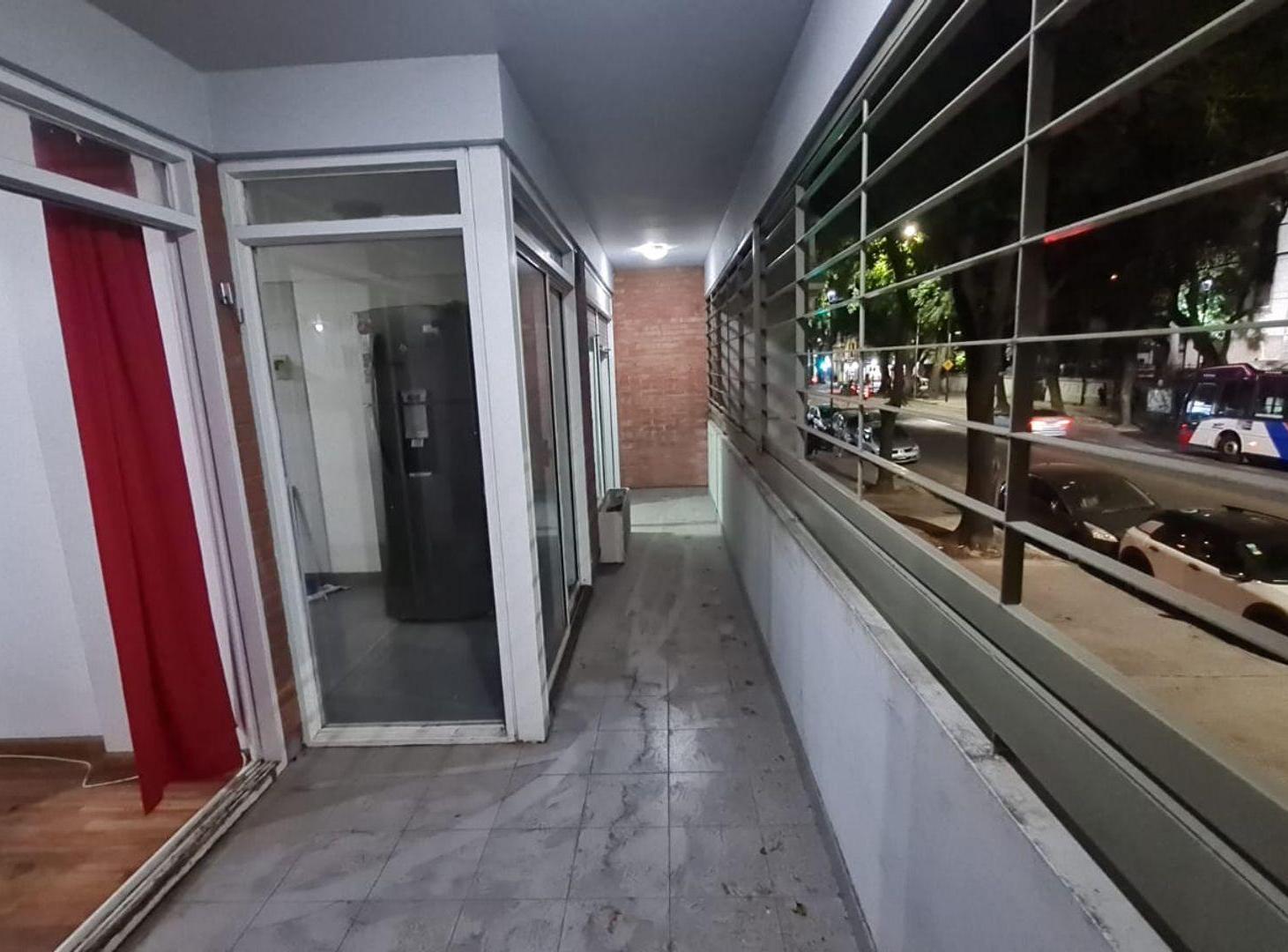 HERMOSO DEPARTAMENTO EN CABALLITO OPORTUNIDAD !!!!