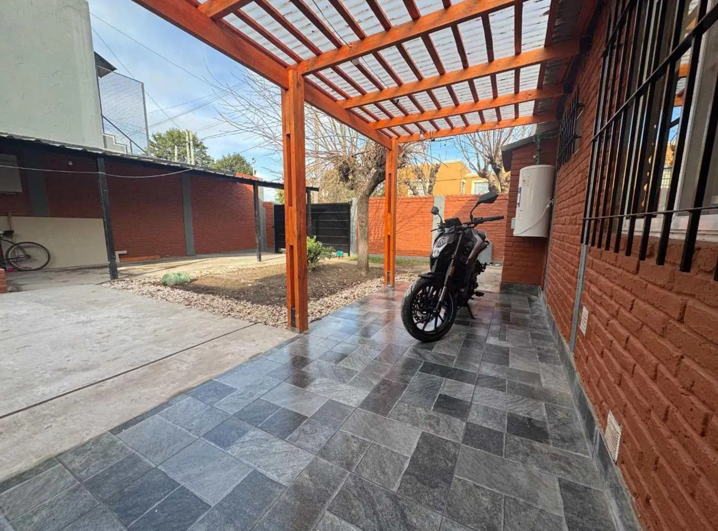 CASA VENTA BARRIO LOS ALAMOS GLEW 5