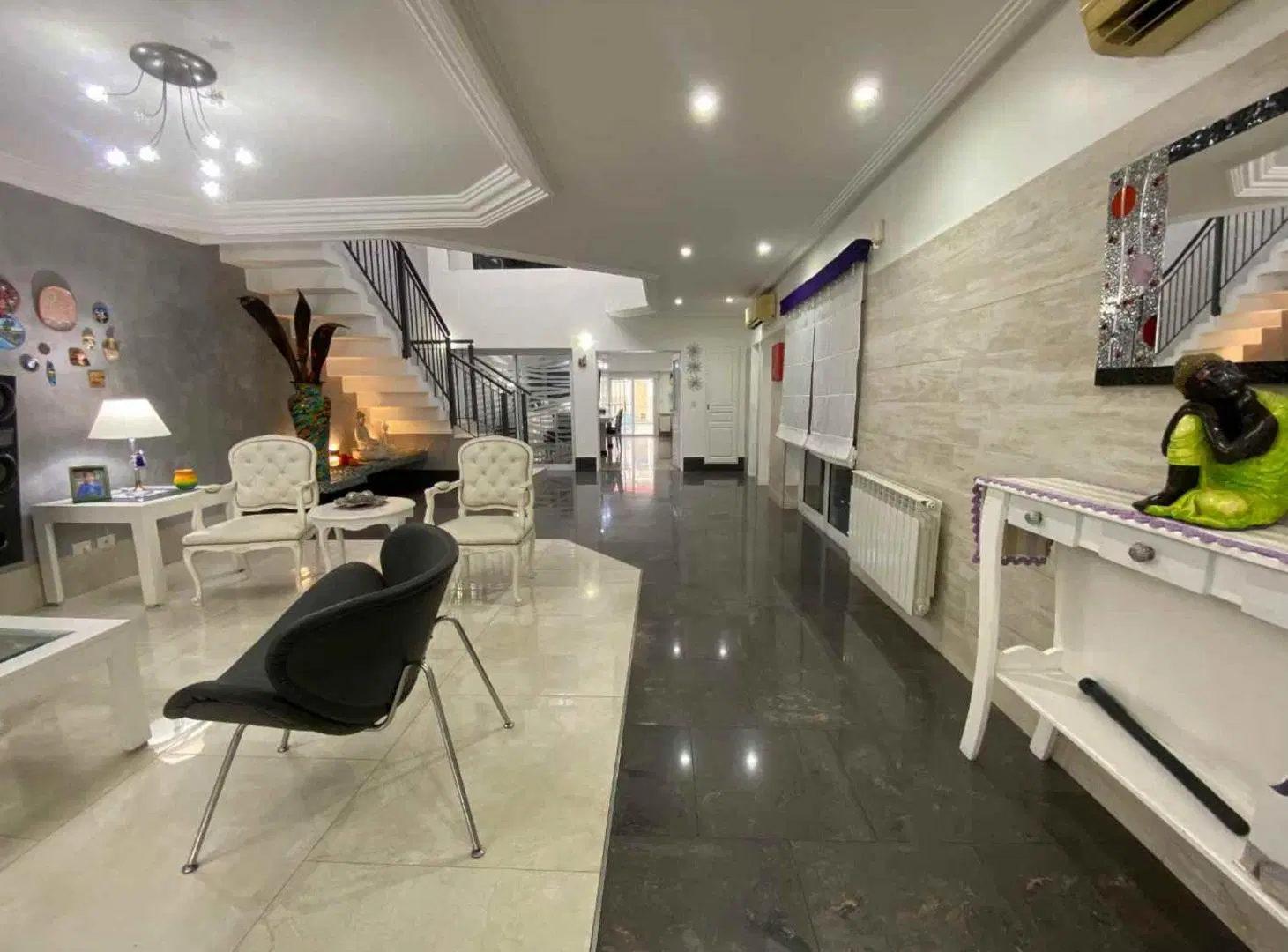 Excelente Casa 7 Ambientes con Pileta climatizada 5
