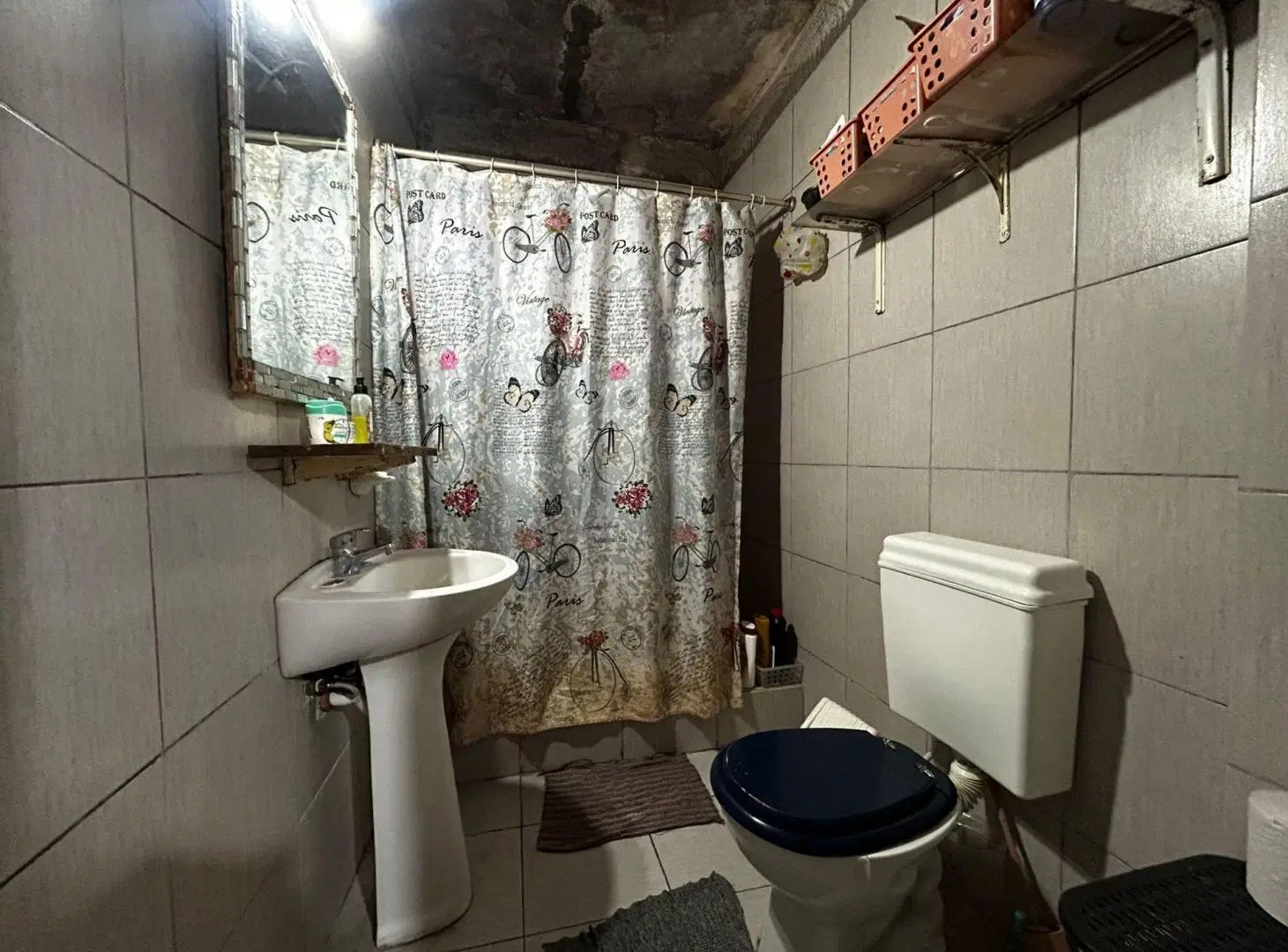 OPORTUNIDAD SARANDÍ CASA AMPLIA SOBRE LOTE PROPIO 4