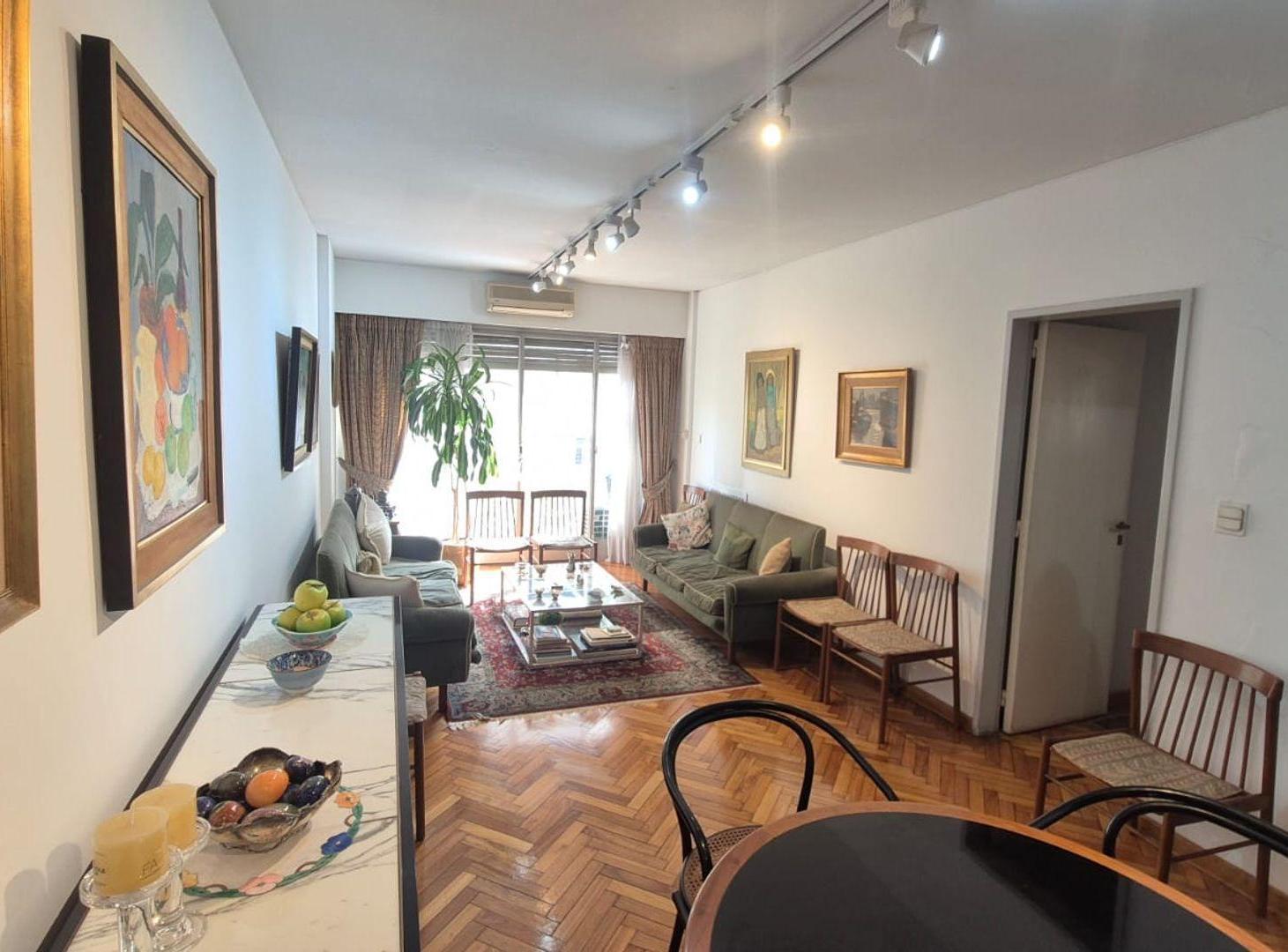 VENTA SEMIPISO DE 3 AMBIENTES CON DEPENDENCIA