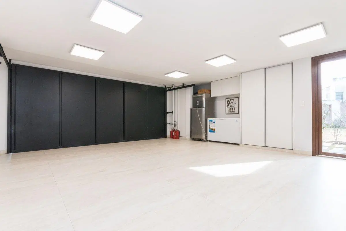 VENTA CASA NUEVO QUILMES CON VISTA A LA LAGUNA 5