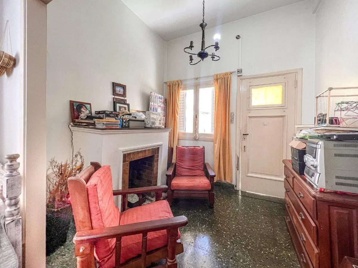 IMPECABLE PH 4AMB.C/PATIO.TERRAZA PROPIA DE 135M2 3