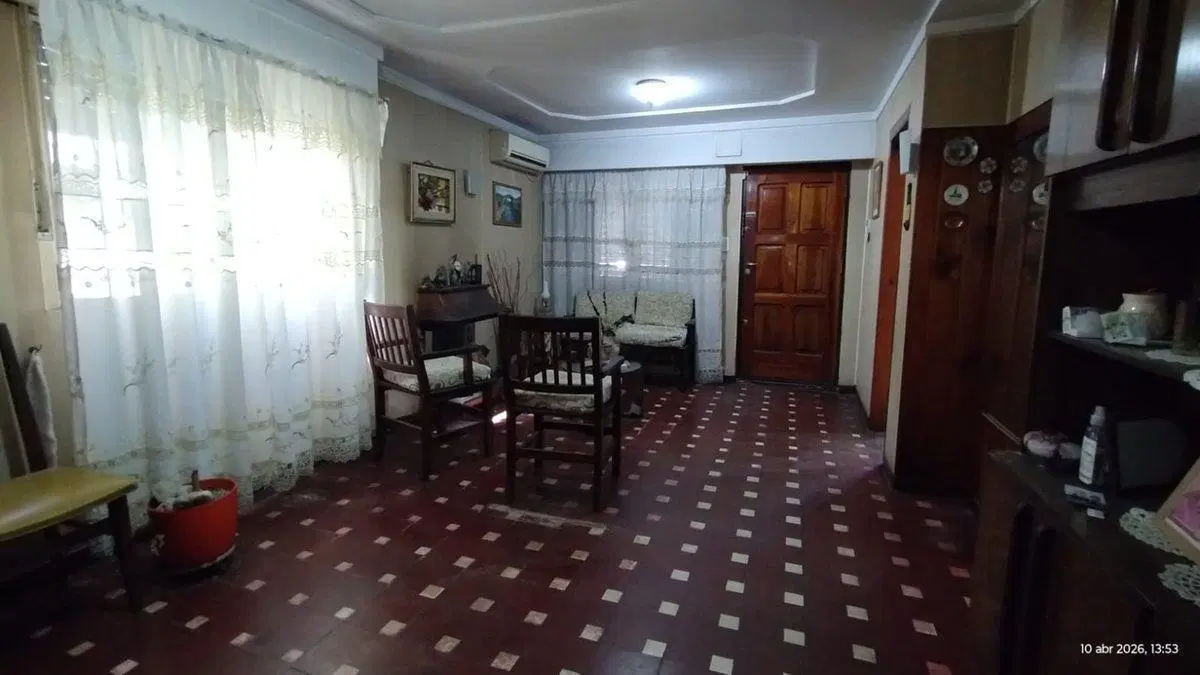 VENTA -PH. AL FRENTE 4 AMB.  C/COCHERA (AMPLIO ) 5