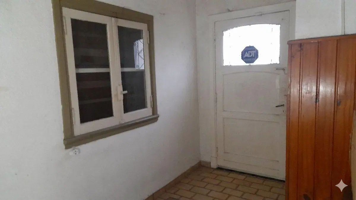 VENTA EN BLOCK: CASA + Local + Depto. - SARANDI 4