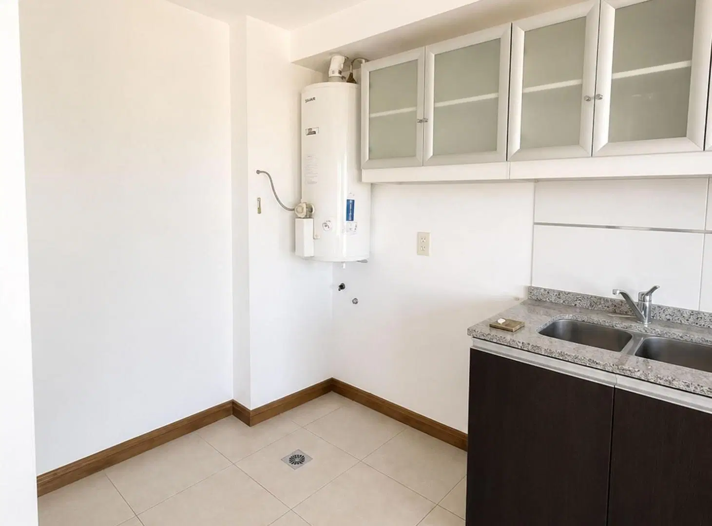 DEPARTAMENTO 3 AMB CON BALCON Y COCHERA 3