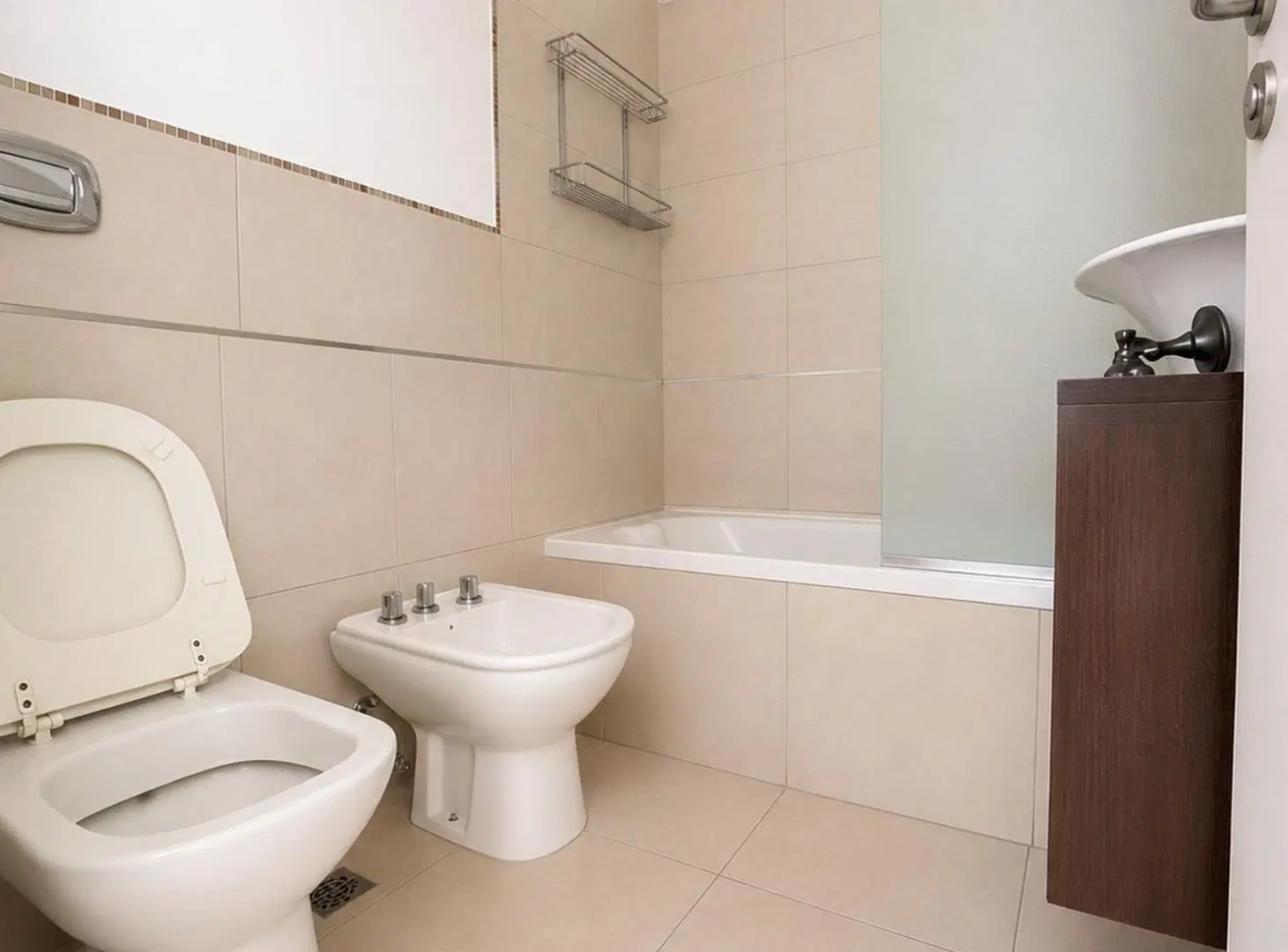 DEPARTAMENTO 3 AMB CON BALCON Y COCHERA 5
