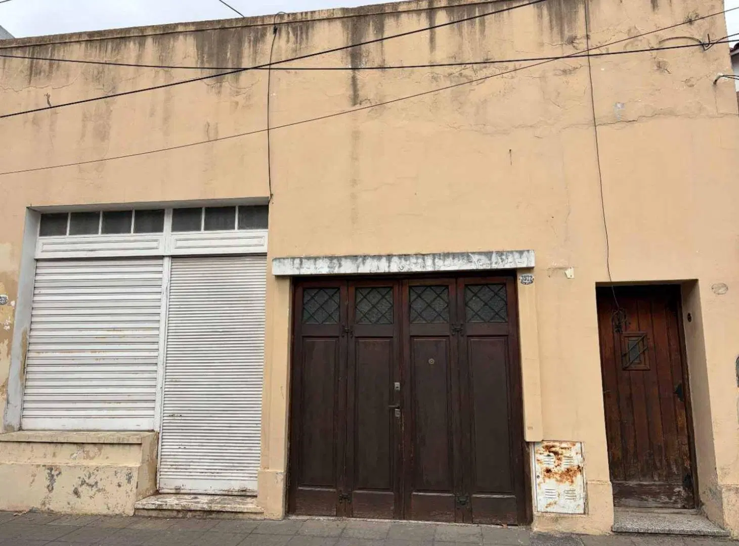 LOTE CON GRAN POTENCIAL CONSTRUCTIVO EN ESCALADA 3